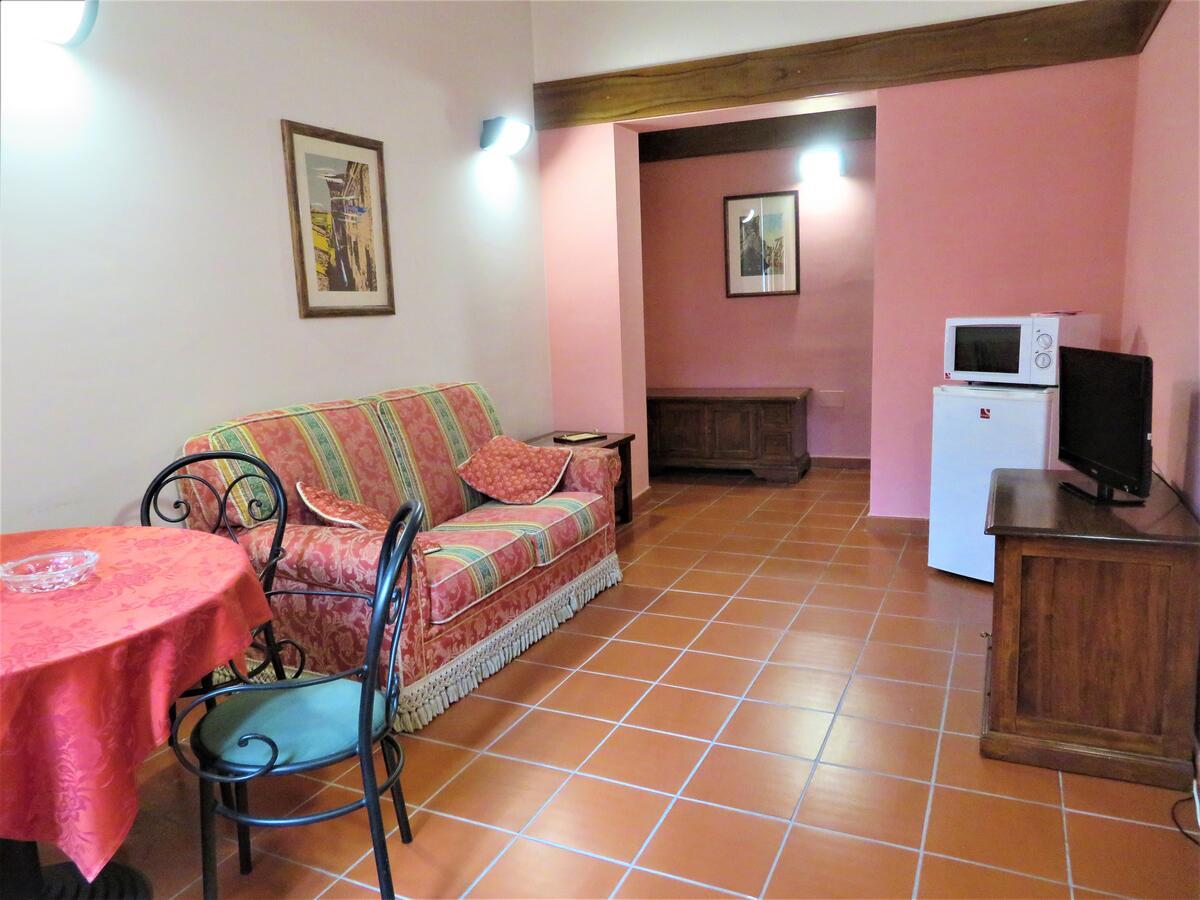 Hotel Palazzo Servanzi Confidati San Severino Marche Εξωτερικό φωτογραφία