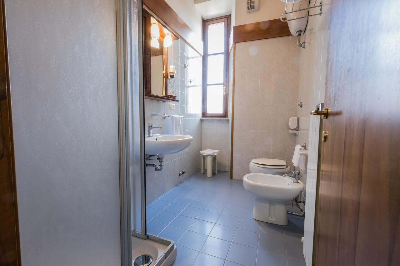 Hotel Palazzo Servanzi Confidati San Severino Marche Εξωτερικό φωτογραφία